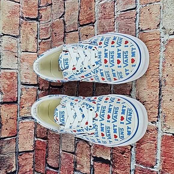 VANS LOWTOP SHOES, WOMEN'S SIZE 6.5 GUC - Picture 3 of 11